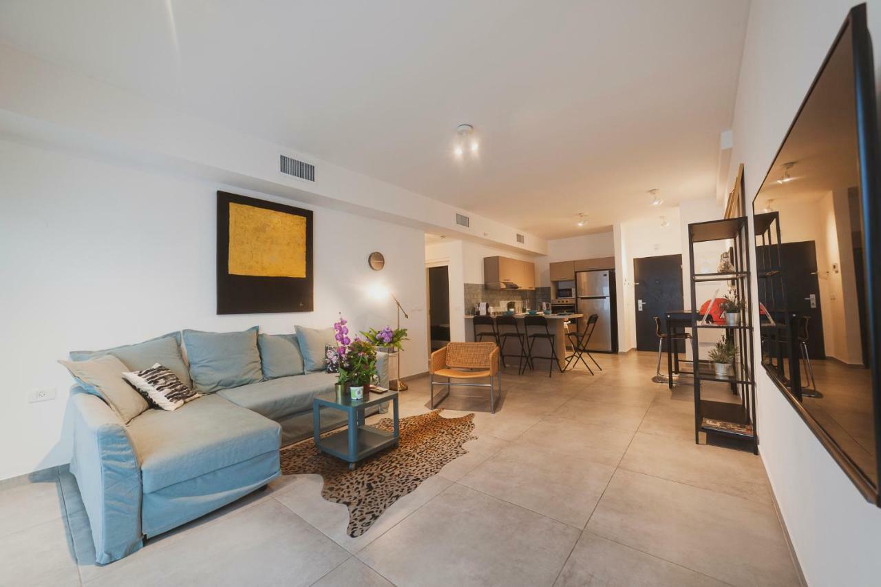 Apartment Luxury 2 Bedrooms Rothschild + Balcony