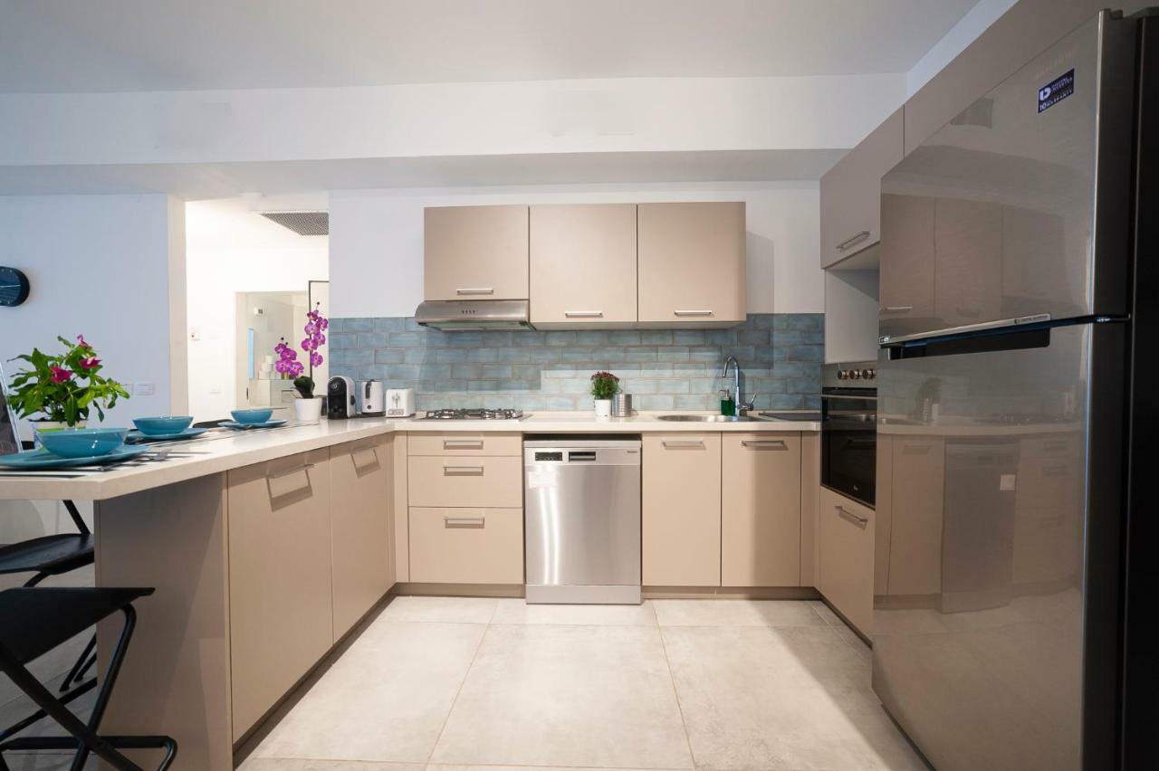 Apartment Luxury 2 Bedrooms Rothschild + Balcony Tel Aviv-Jaffa